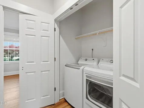 129 E Chestnut Avenue Wake Forest NC 27587