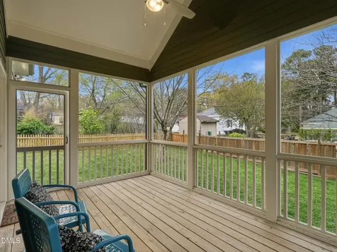 129 E Chestnut Avenue Wake Forest NC 27587