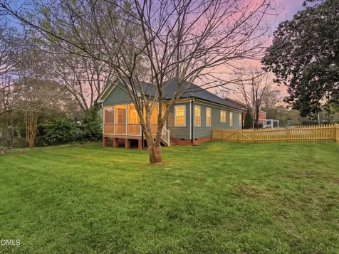 129 E Chestnut Avenue Wake Forest NC 27587