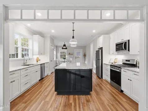 129 E Chestnut Avenue Wake Forest NC 27587