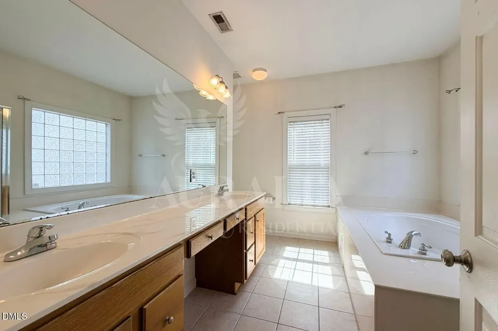 101 Scotlow Way Morrisville NC 27560