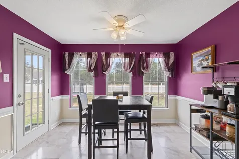 724 Iris Bryant Road Dunn NC 28334