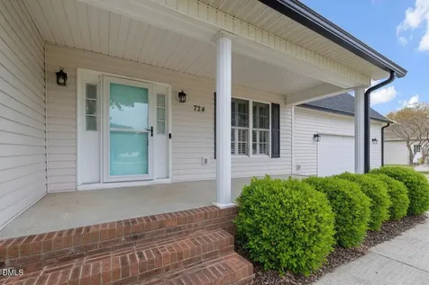 724 Iris Bryant Road Dunn NC 28334