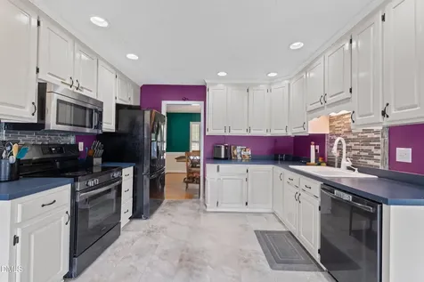 724 Iris Bryant Road Dunn NC 28334