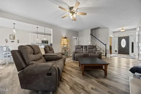 887 Coachman Way Sanford NC 27332