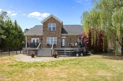 887 Coachman Way Sanford NC 27332
