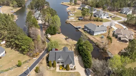 887 Coachman Way Sanford NC 27332