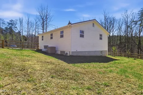 1390 Hodges Dairy Road Yanceyville NC 27379