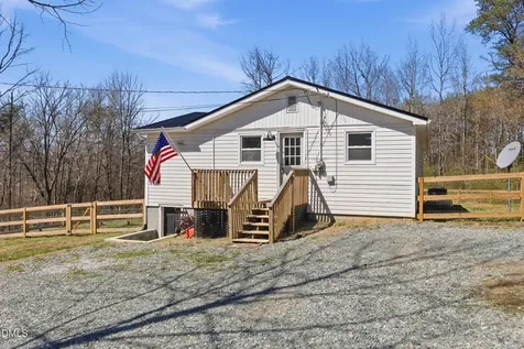 1390 Hodges Dairy Road Yanceyville NC 27379