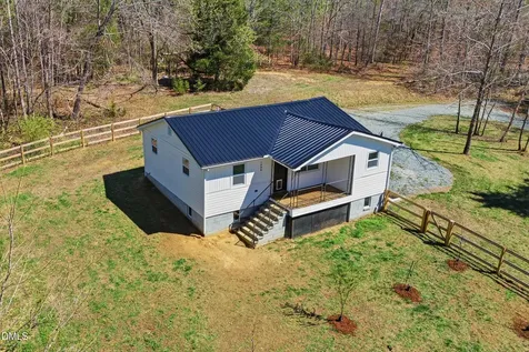 1390 Hodges Dairy Road Yanceyville NC 27379