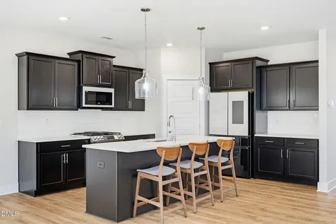 942 Steep Meadow Lane Mebane NC 27302