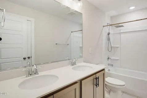 942 Steep Meadow Lane Mebane NC 27302
