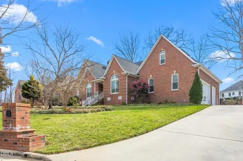2708 Sturbridge Court Burlington NC 27215