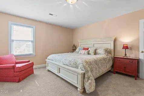 2708 Sturbridge Court Burlington NC 27215
