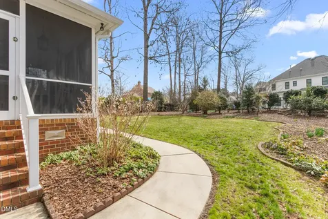 2708 Sturbridge Court Burlington NC 27215