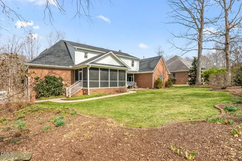 2708 Sturbridge Court Burlington NC 27215
