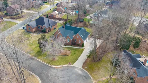 2708 Sturbridge Court Burlington NC 27215