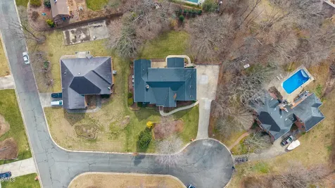 2708 Sturbridge Court Burlington NC 27215