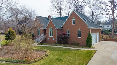 2708 Sturbridge Court Burlington NC 27215