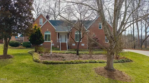2708 Sturbridge Court Burlington NC 27215