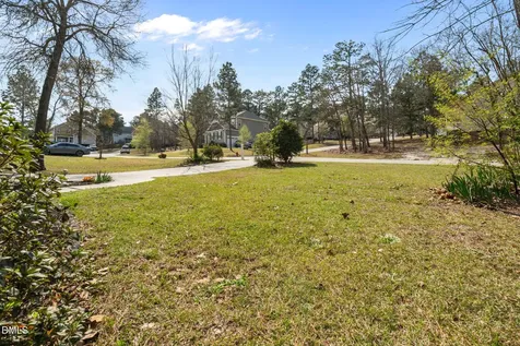 2 Tyler Way Pinehurst NC 28374