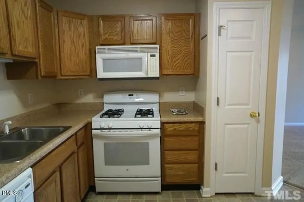 2920 Barrymore Street Raleigh NC 27603
