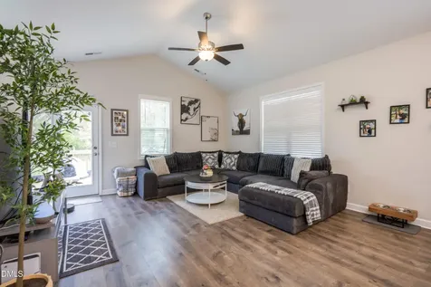 310 E Yukon Street Kenly NC 27542