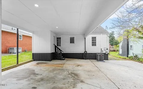 1036 N Mebane Street Burlington NC 27217