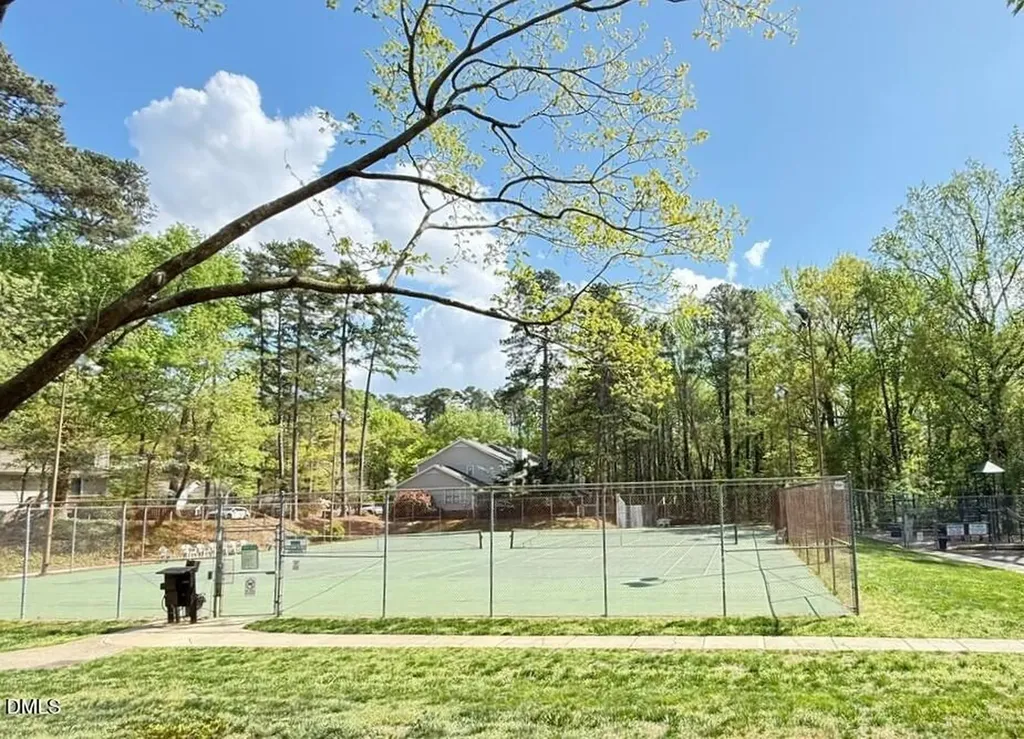 6400 Meadow View Drive Raleigh NC 27609