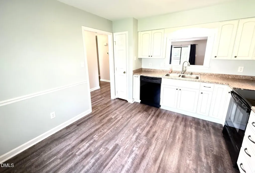 6400 Meadow View Drive Raleigh NC 27609