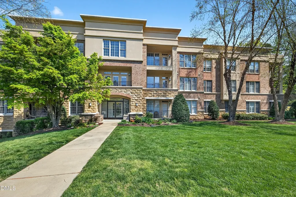 3920 Essex Garden Lane Raleigh NC 27612
