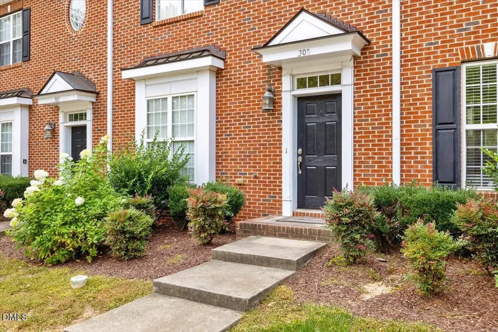 305 Savannah Ridge Road Holly Springs NC 27540