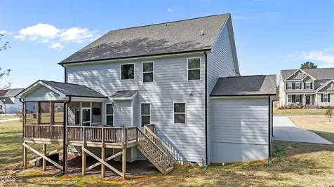 8329 Running Fern Way Willow Springs NC 27592