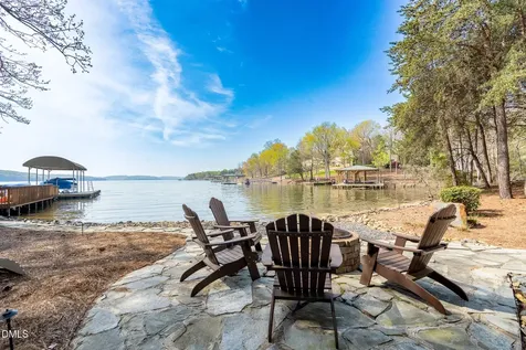 144 Moss Bank Court New London NC 28127
