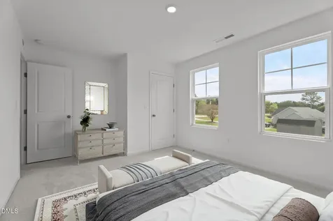 38 Kidderminster Court Zebulon NC 27597