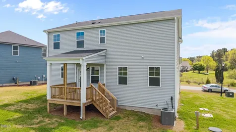 38 Kidderminster Court Zebulon NC 27597