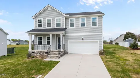 38 Kidderminster Court Zebulon NC 27597