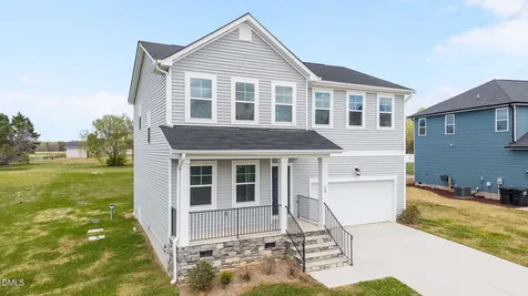 38 Kidderminster Court Zebulon NC 27597