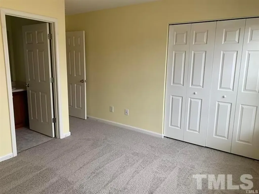 8914 Thornton Garden Lane Raleigh NC 27616