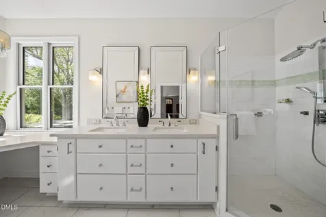 306 Helmsdale Drive Chapel Hill NC 27517
