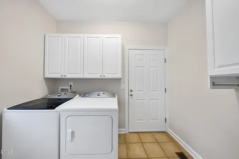 306 Helmsdale Drive Chapel Hill NC 27517