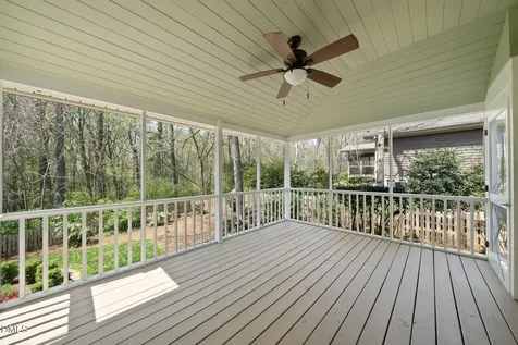 306 Helmsdale Drive Chapel Hill NC 27517