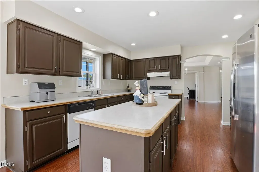 3909 La Varra Drive Clayton NC 27520