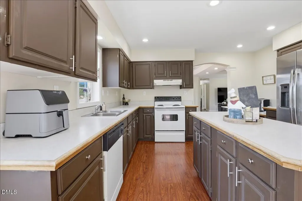 3909 La Varra Drive Clayton NC 27520