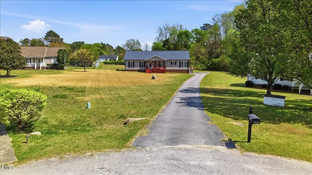 3909 La Varra Drive Clayton NC 27520