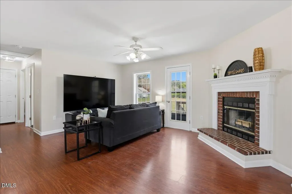 3909 La Varra Drive Clayton NC 27520