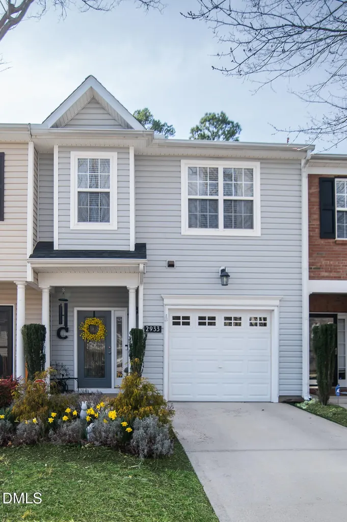 2933 Winding Waters Way Raleigh NC 27614