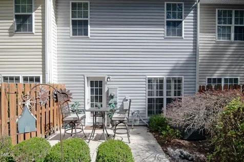2933 Winding Waters Way Raleigh NC 27614