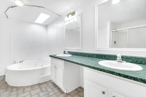 6601 Clearwater Drive Oxford NC 27565
