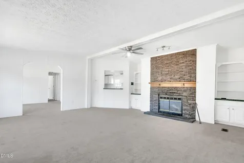 6601 Clearwater Drive Oxford NC 27565